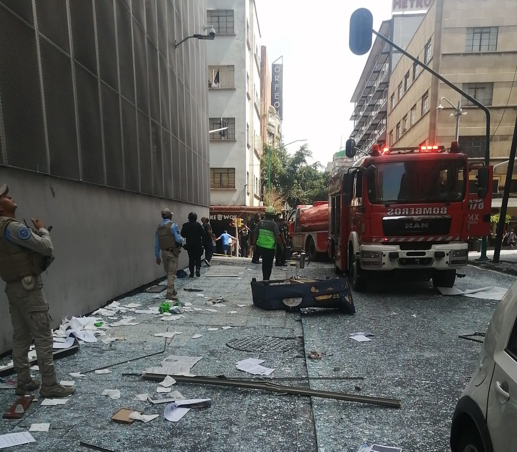 Explosión En Edificio Del Centro Histórico De CDMX Deja 7 Heridos; Fue ...