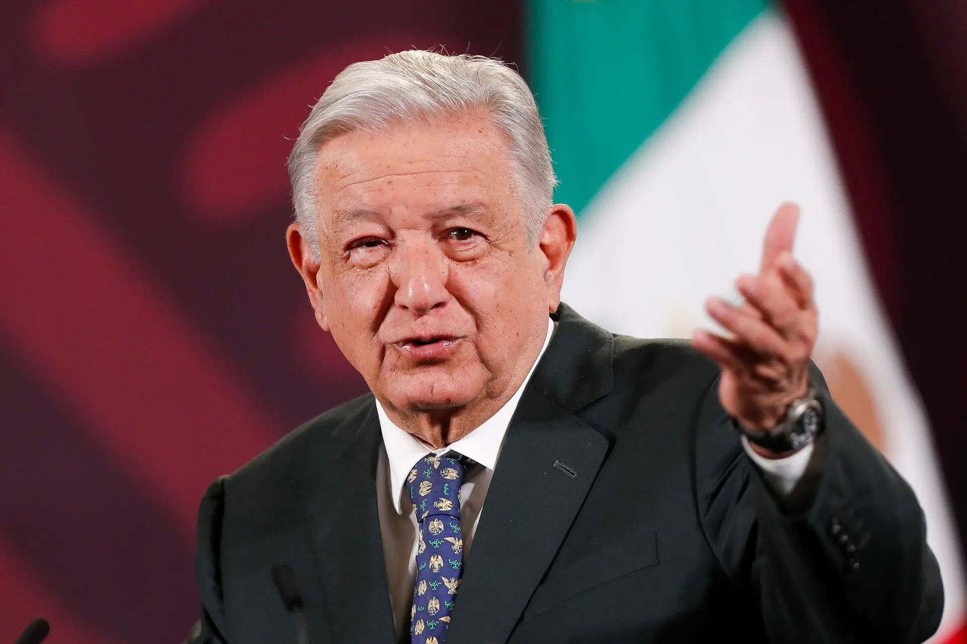 AMLO se compromete a respetar resultados en las próximas elecciones de ...