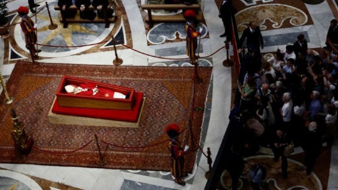 cuerpo_papa_francisco_basilica_san_pedro