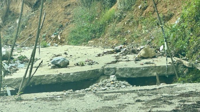 carretera_huautla_de_jimenez_san_andres_hidalgo_1