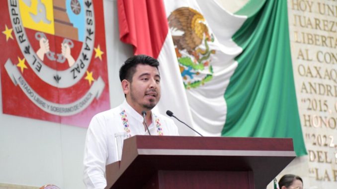 diputado_isaias_carranza_secundino