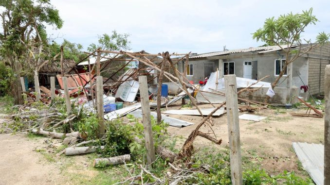 recorrido_salomon_jara_zona_afectada_huracan_erick_3