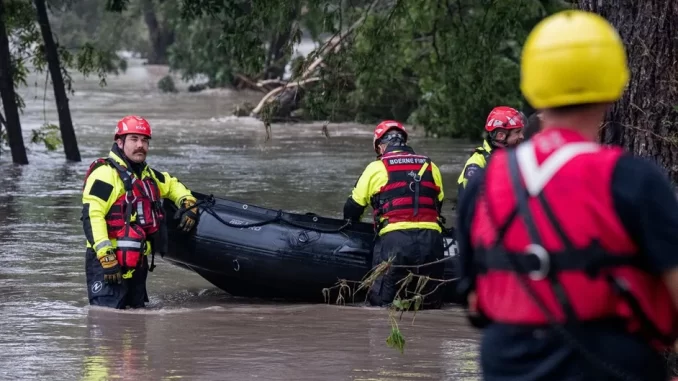 operativo-de-rescate-inundaciones-texas