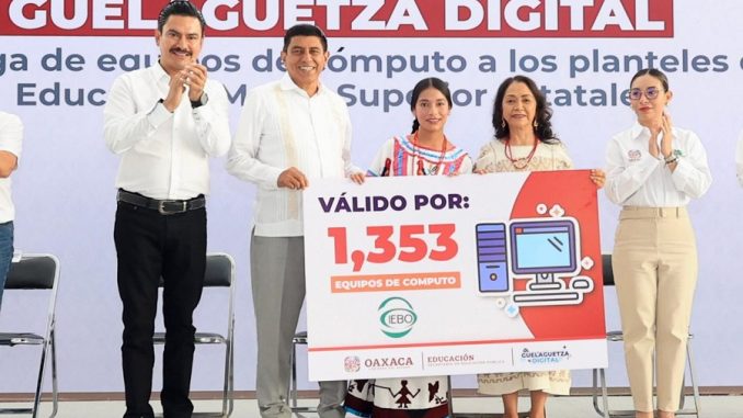 entrega_equipos_computo_educacion_media_salomon_jara_1