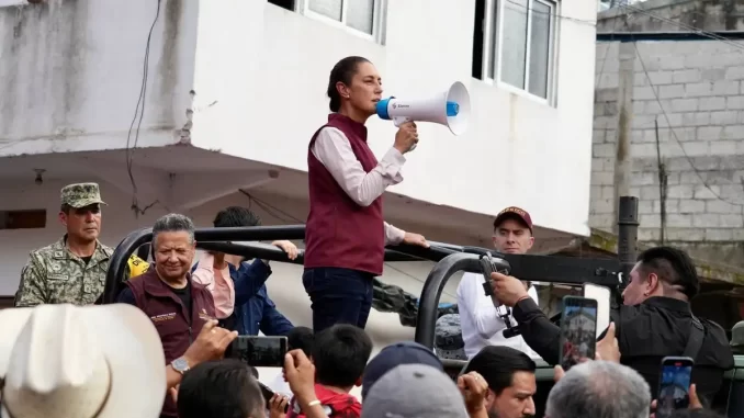 recorre-sheinbaum-huehuetla-hidalgo-para-acelerar-entrega-de-apoyos-por-lluvias_227a70f4-b28c-44e0-a0b4-9fcce7000936_media