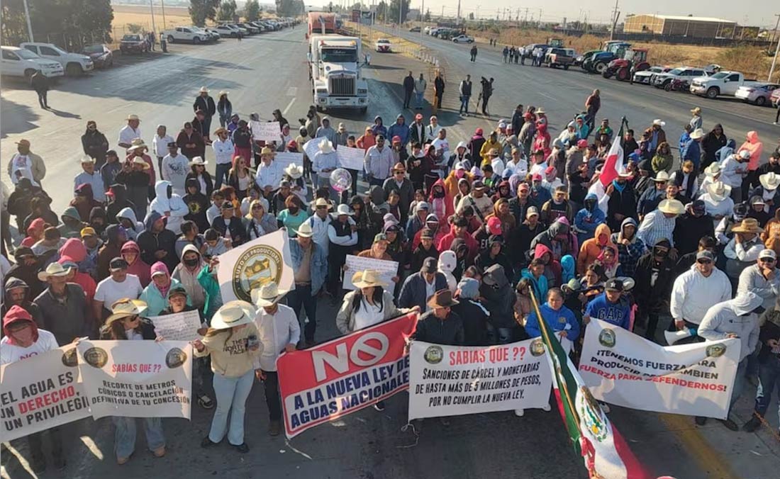 Agricultores y transportistas bloquean carreteras en varios estados del  país - Ruta 135
